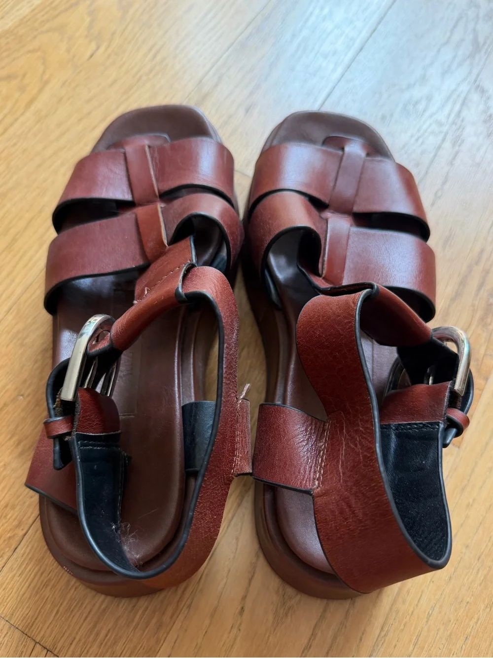 Zara Womens Size EUR 36 US 6 Brown Leather Buckle Fisherman Platform Sandals
